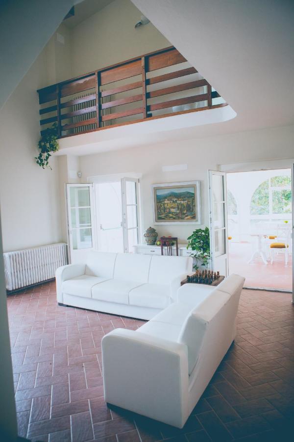 Bed and Breakfast Al Gattosaggio à Montecarlo Extérieur photo